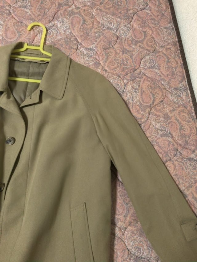 ラグラン袖のコート